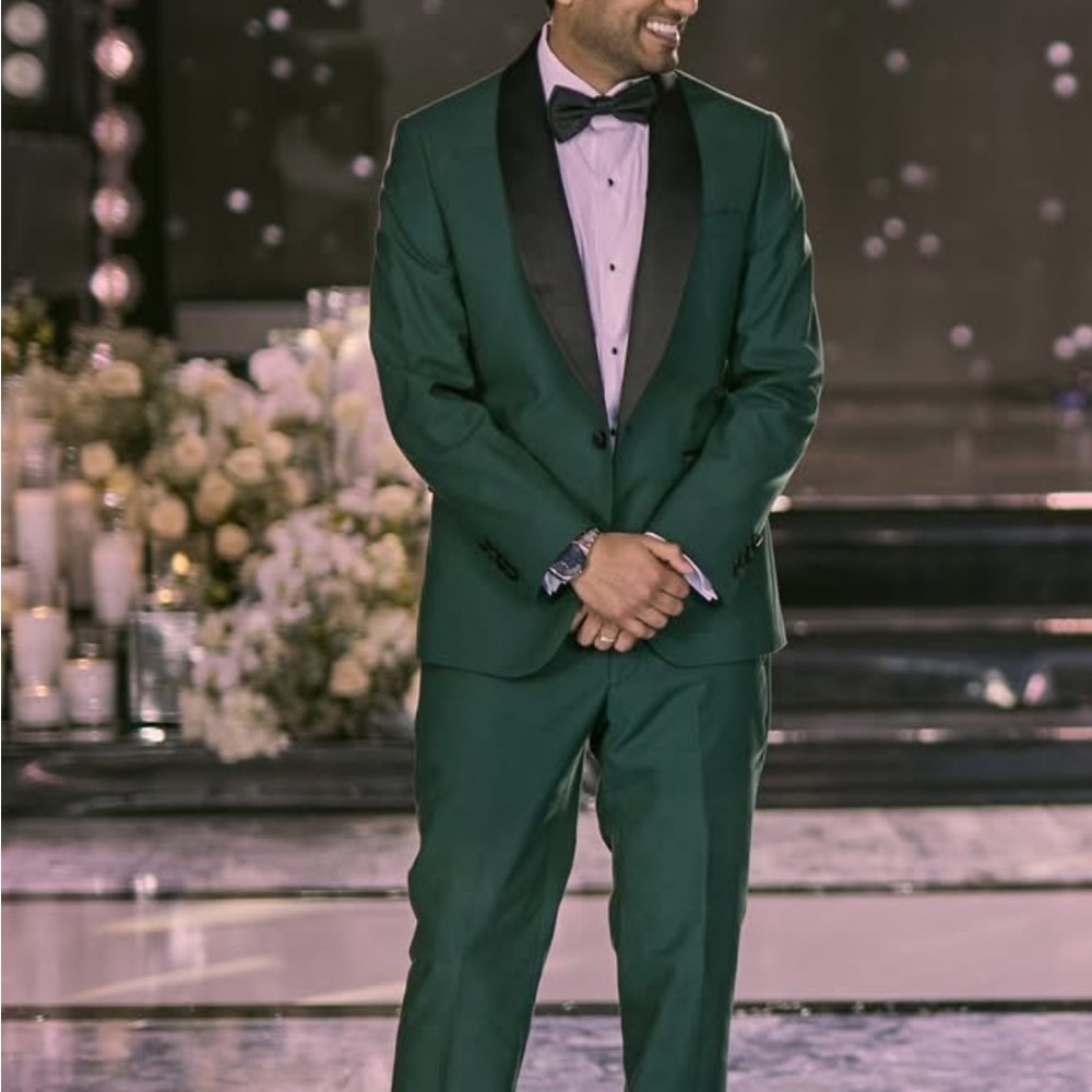 Elegant Green Men's Suit